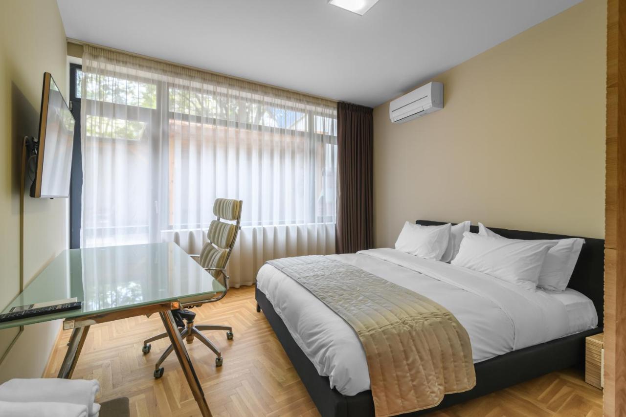 R Apartment Varna Exterior photo